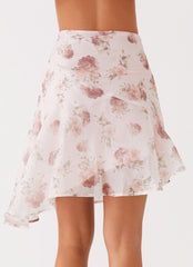 Womens French Dream Midi Skirt in the colour Vintage Bloom in front of a light grey background