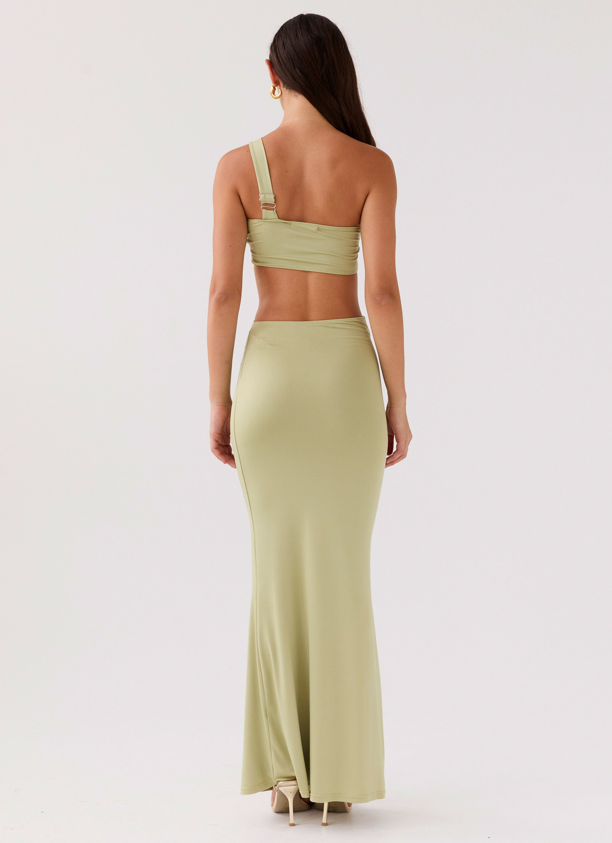 Womens Sycamore Twist Maxi Dress in the colour Fern in front of a light grey background
