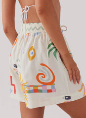 Womens Tallulah Linen Shorts in the colour Summer Palm in front of a light grey background