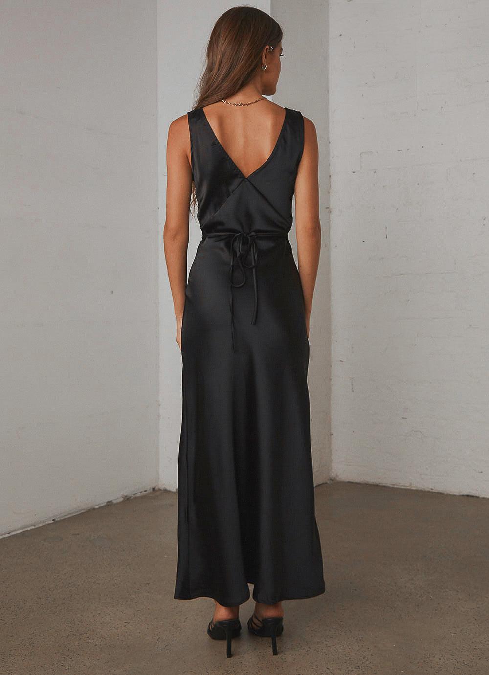 Loren Midi Dress - Black - Peppermayo US
