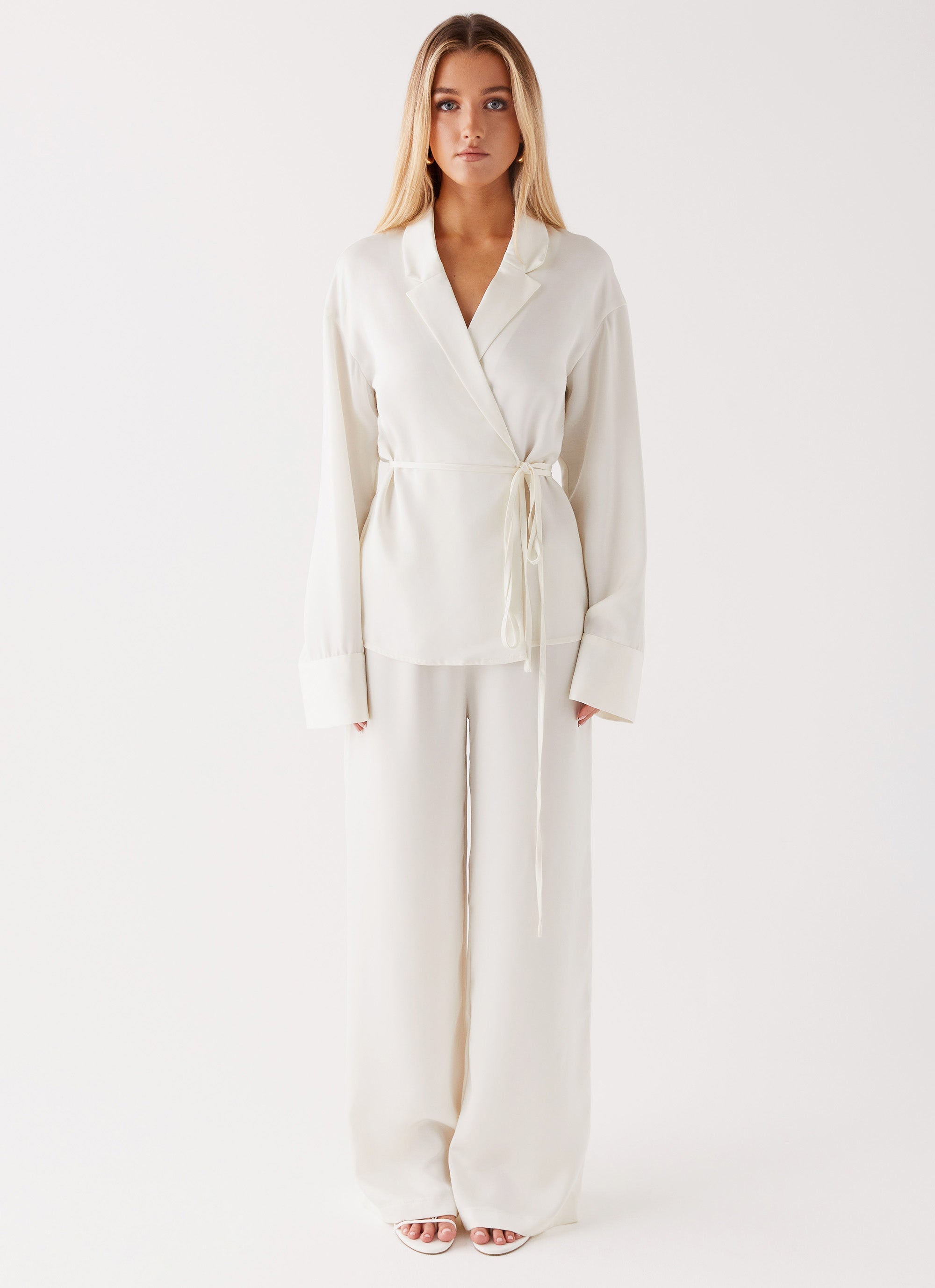 Womens Tammie Tie Side Shirt in the colour Pearl in front of a light grey background
