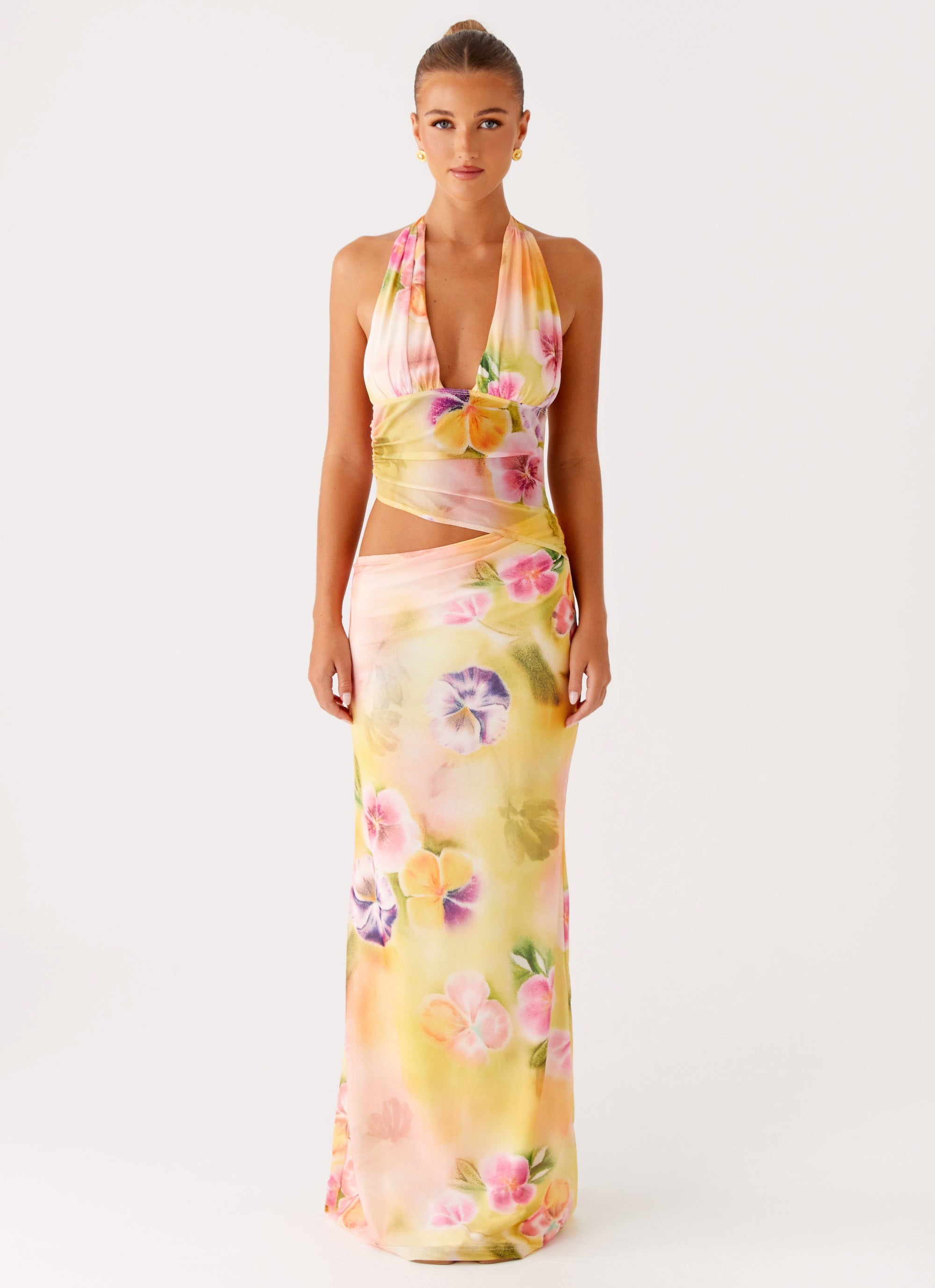 Main Act Halter Maxi Dress Sunburst Floral 1 Peppermayo
